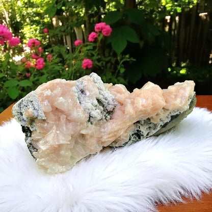 Large Apophyllite & Stilbite Cluster – Soothing Zeolite Crystals for Meditation & Emotional Healing