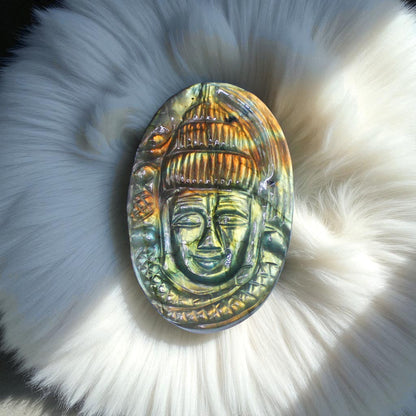 Elegant Nat. Color Sheen Labradorite Gemstone Shiva Carved Cabochon
