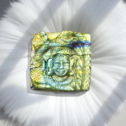 Elegant Nat. Color Sheen Labradorite Gemstone Shiva Carved Cabochon