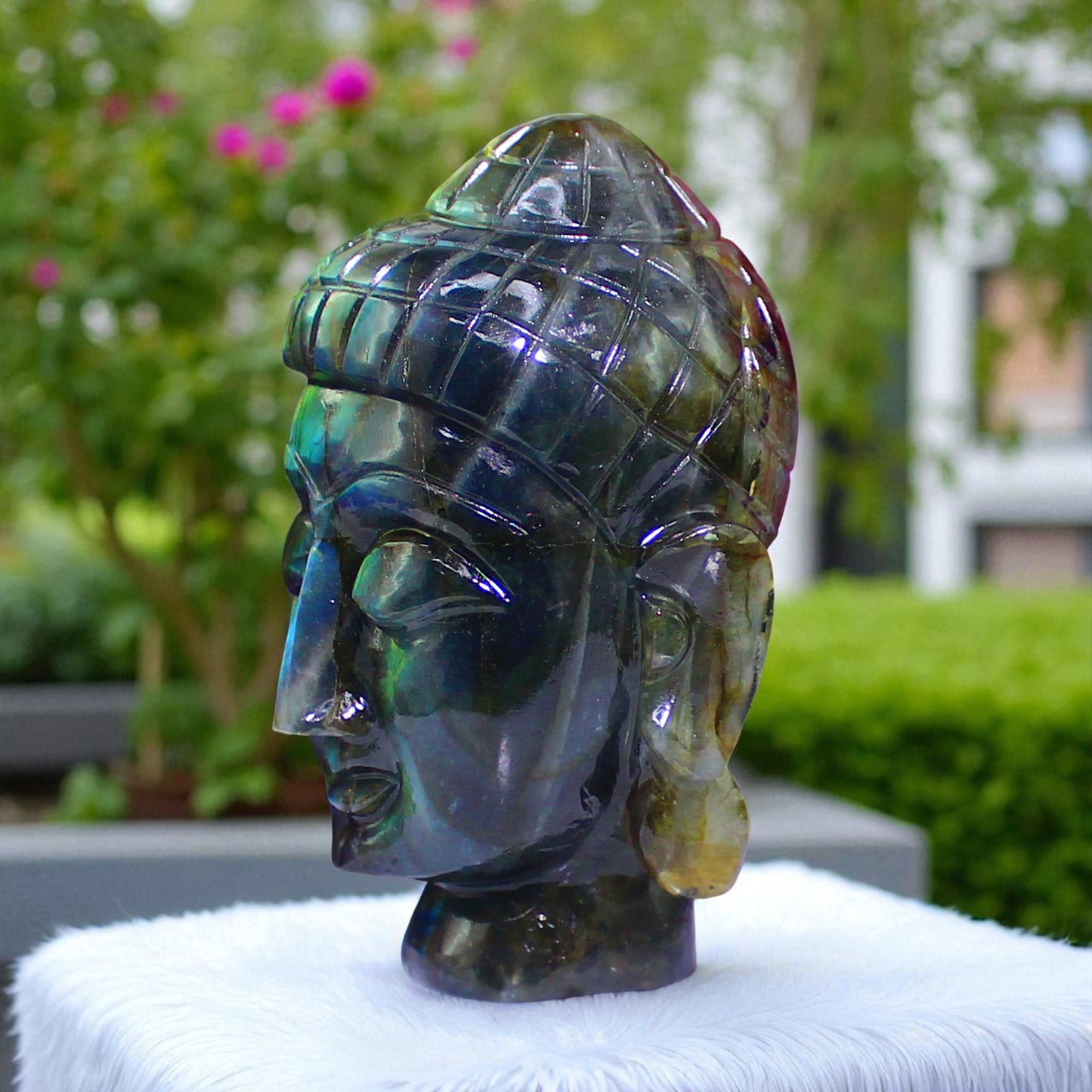 Super Color Sheen Nat. Labradorite Gemstone Meditating Buddha Head Carved Figure