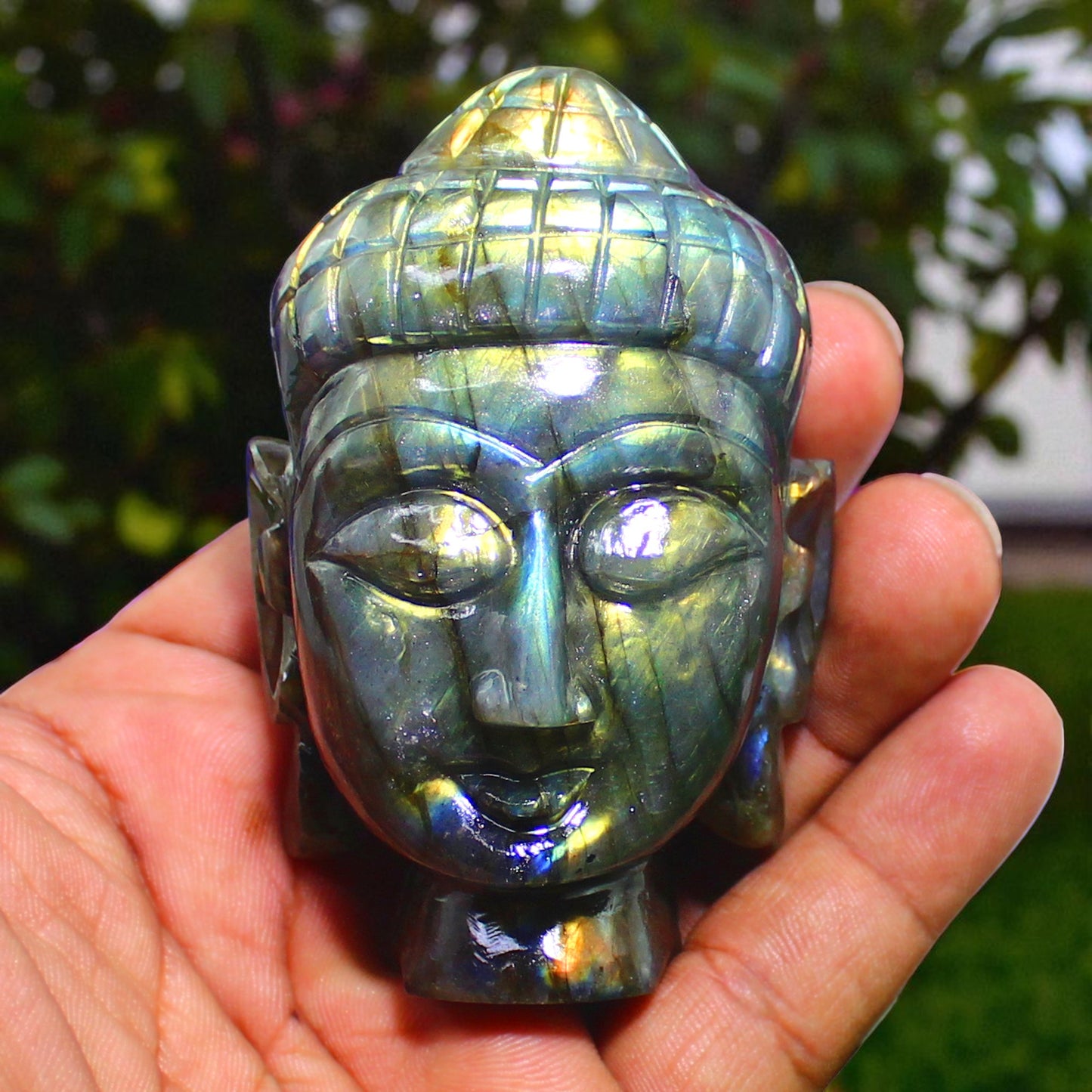 Super Color Sheen Nat. Labradorite Gemstone Meditating Buddha Head Carved Figure