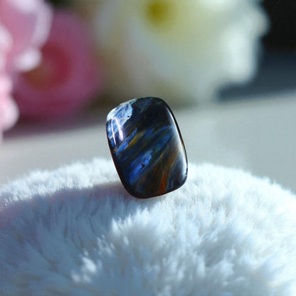 Premium Quality Pietersite Cab – Eye-Catching Mix of Golden, Red & Indigo Fibers