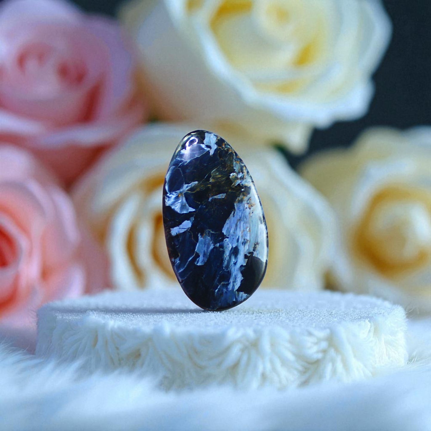 Premium Quality Pietersite Cab – Eye-Catching Mix of Golden, Red & Indigo Fibers