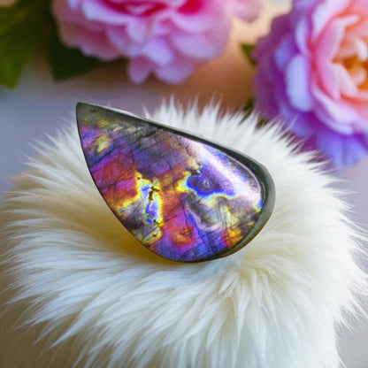 Spectrolite Labradorite Cab – Rare Purple-Blue Sheen, Collector’s Gem