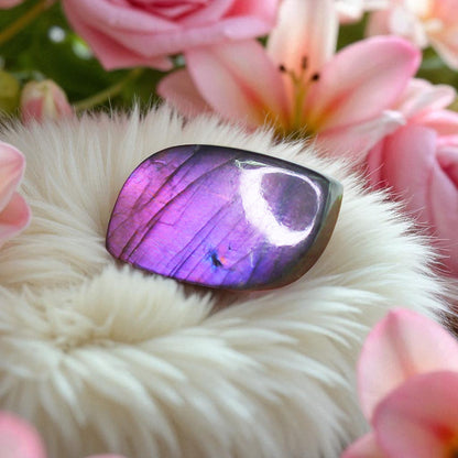 Spectrolite Labradorite Cab – Rare Purple-Blue Sheen, Collector’s Gem