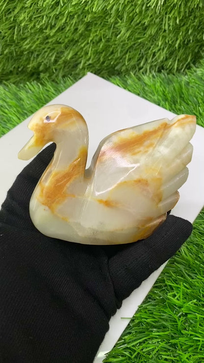 Afghanistan Onyx Swan Figurine – Hand-Carved Gemstone Bird